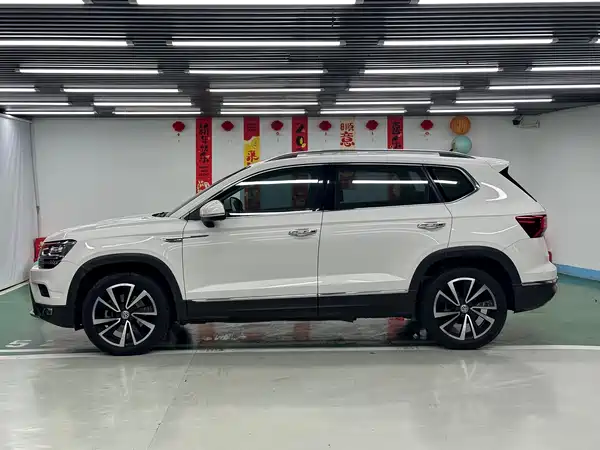 Volkswagen Tharu 2019