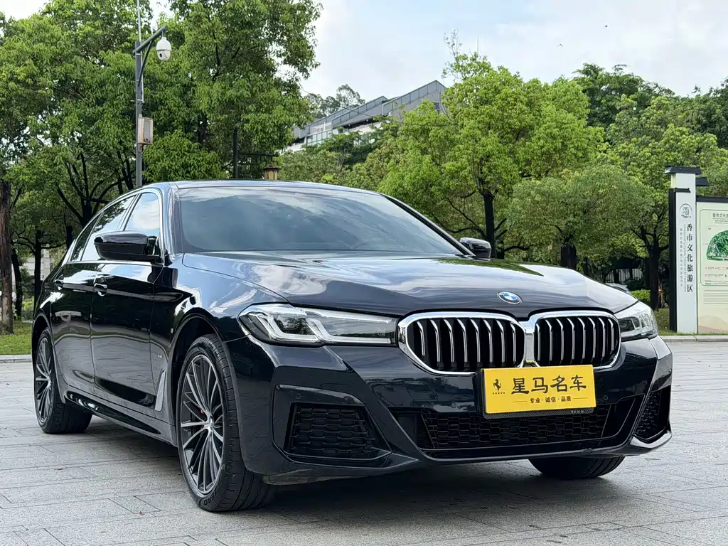 BMW 5 Series 2023