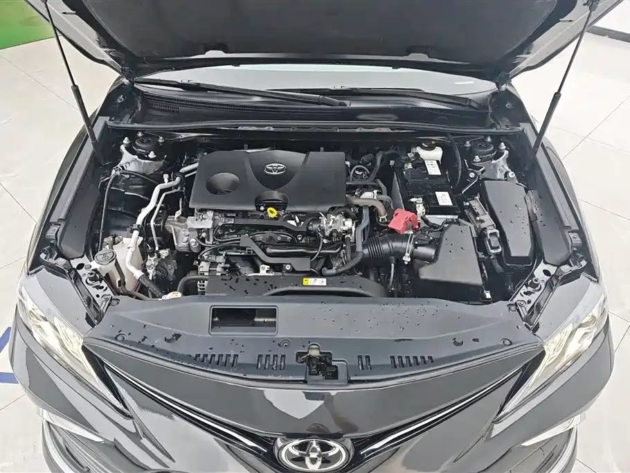 Toyota Camry 2024 — фото 10