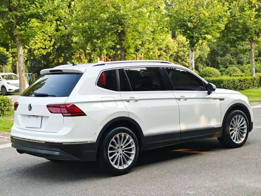 Volkswagen Tiguan L 2017