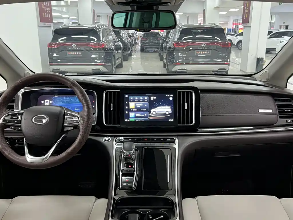 GAC Trumpchi M8 2021 — фото 11