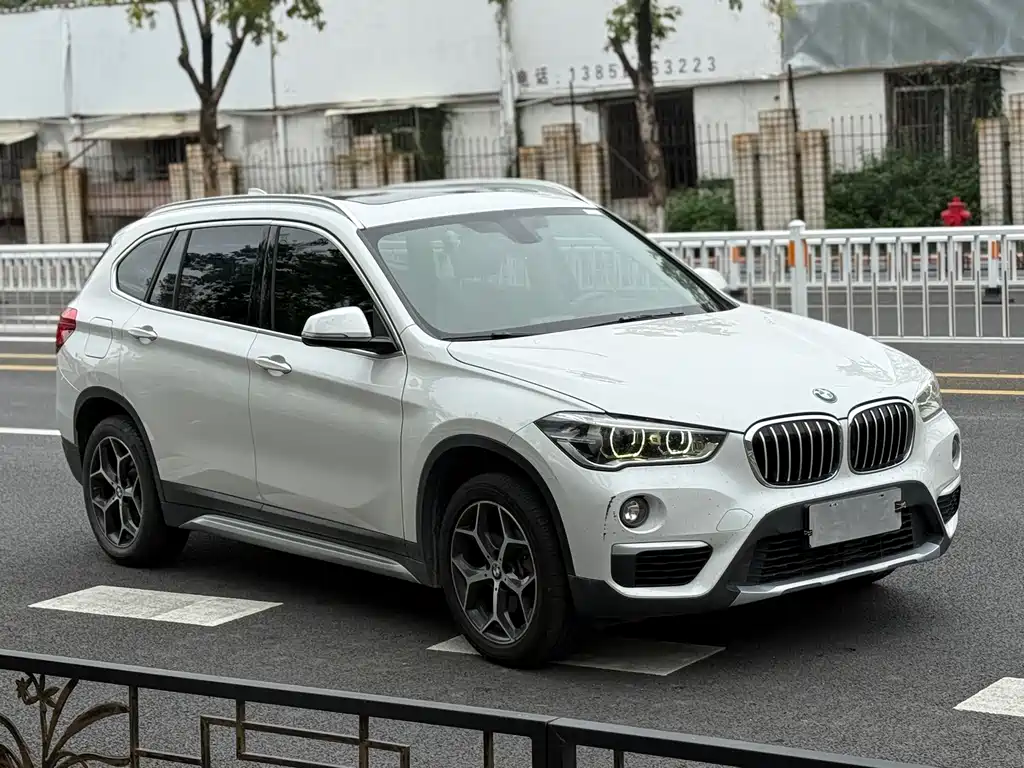 BMW X1 2018 — фото 3