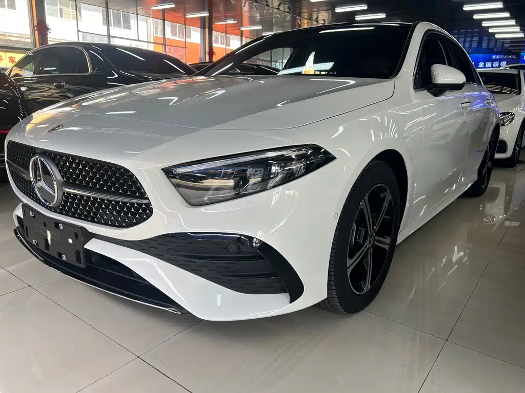 Mercedes-Benz A-Class 2025 — фото 1