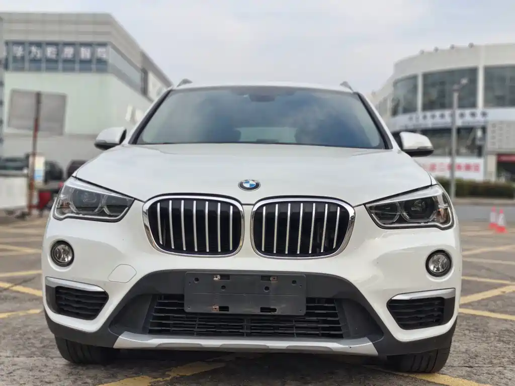 BMW X1 2018 — фото 2