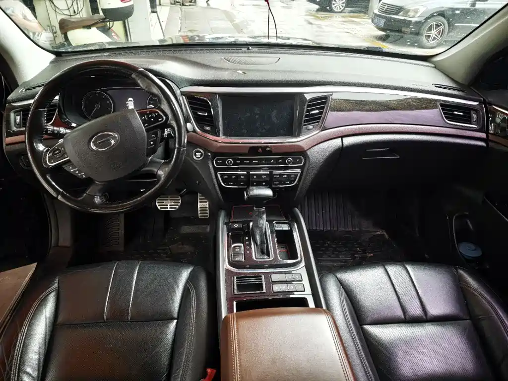 GAC Motor Trumpchi GS8 2018 — фото 6