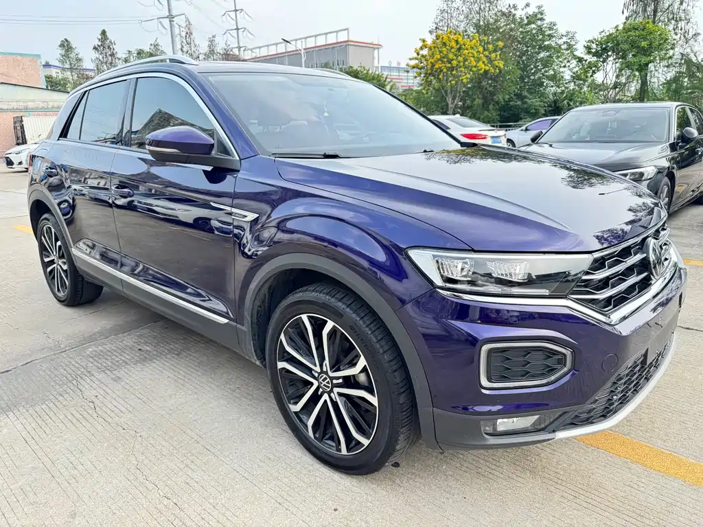 Volkswagen T-Roc 2022 — фото 3