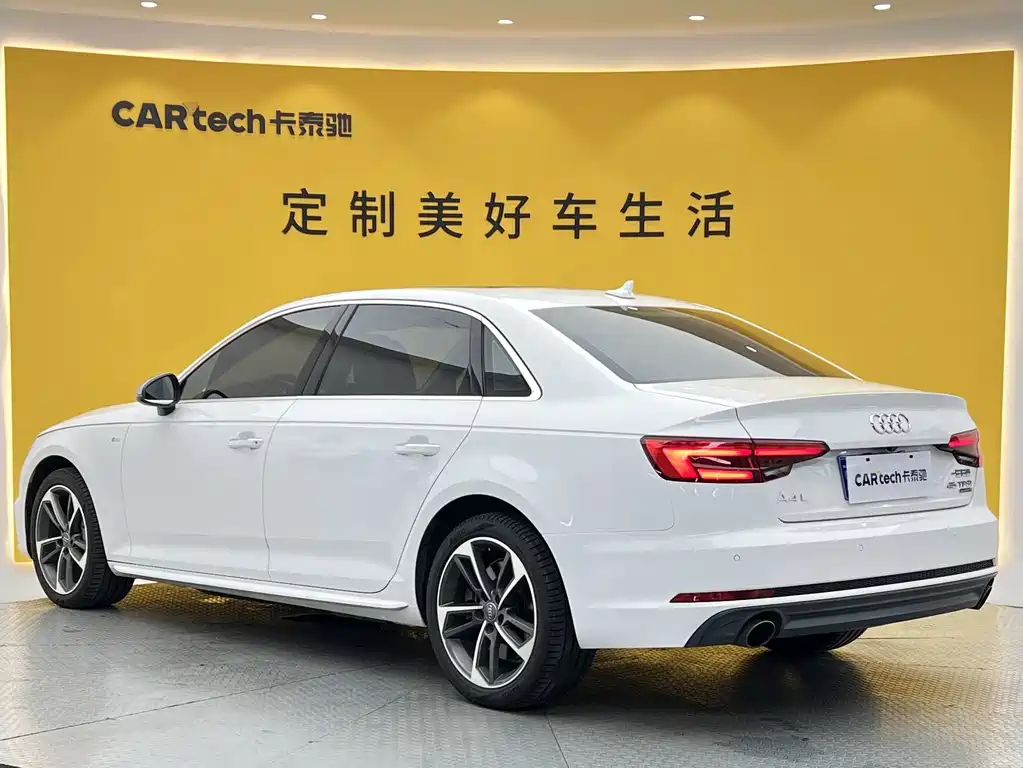 Audi A4L 2017 — фото 22