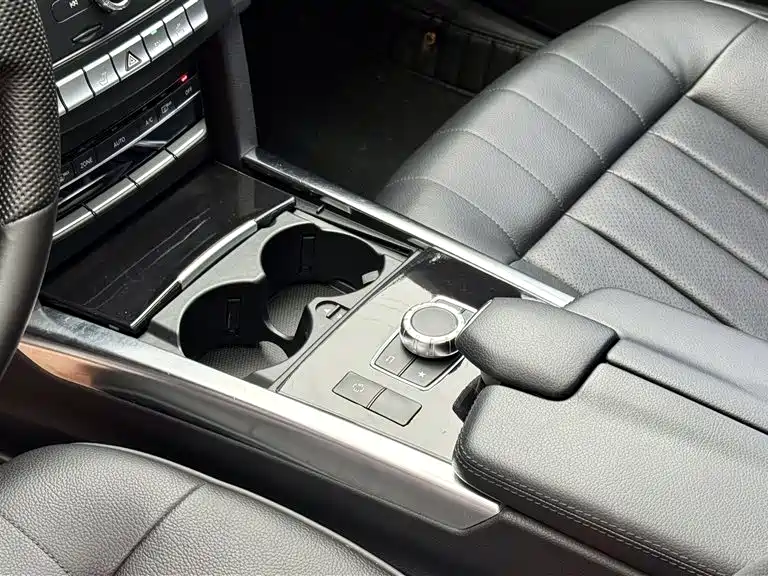 Mercedes-Benz E-Class 2016 — фото 10