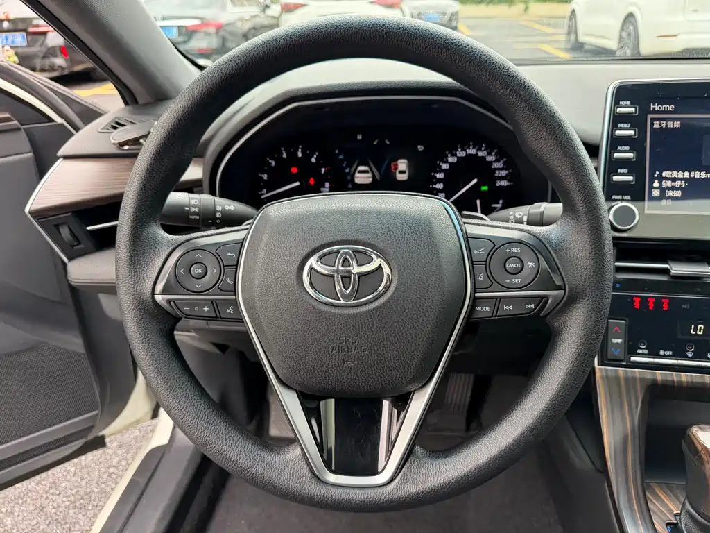 Toyota Avalon 2019 — фото 12