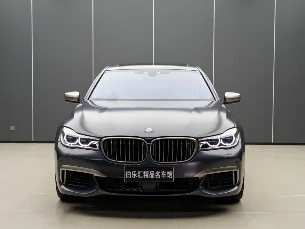BMW 7 Series 2018 — фото 3
