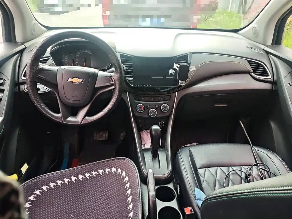 Chevrolet Trax 2017 — фото 13