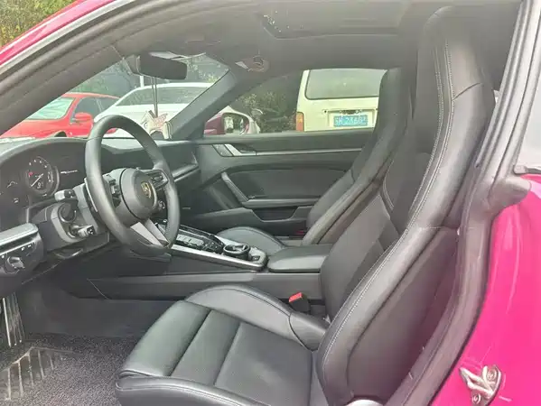 Porsche 911 2024