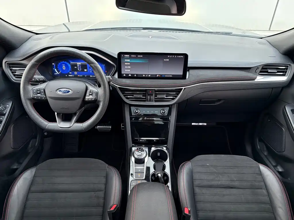 Ford Escape 2020 — фото 10