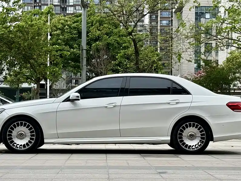 Mercedes-Benz E-Class 2016 — фото 6