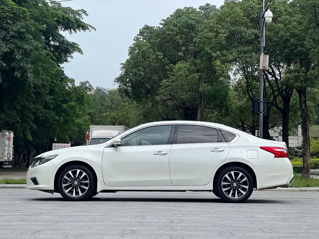 Nissan Teana 2017 — фото 4