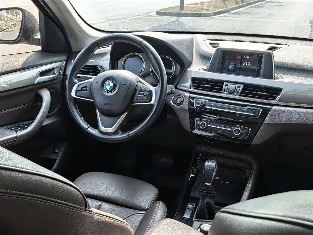 BMW X1 2018 — фото 19