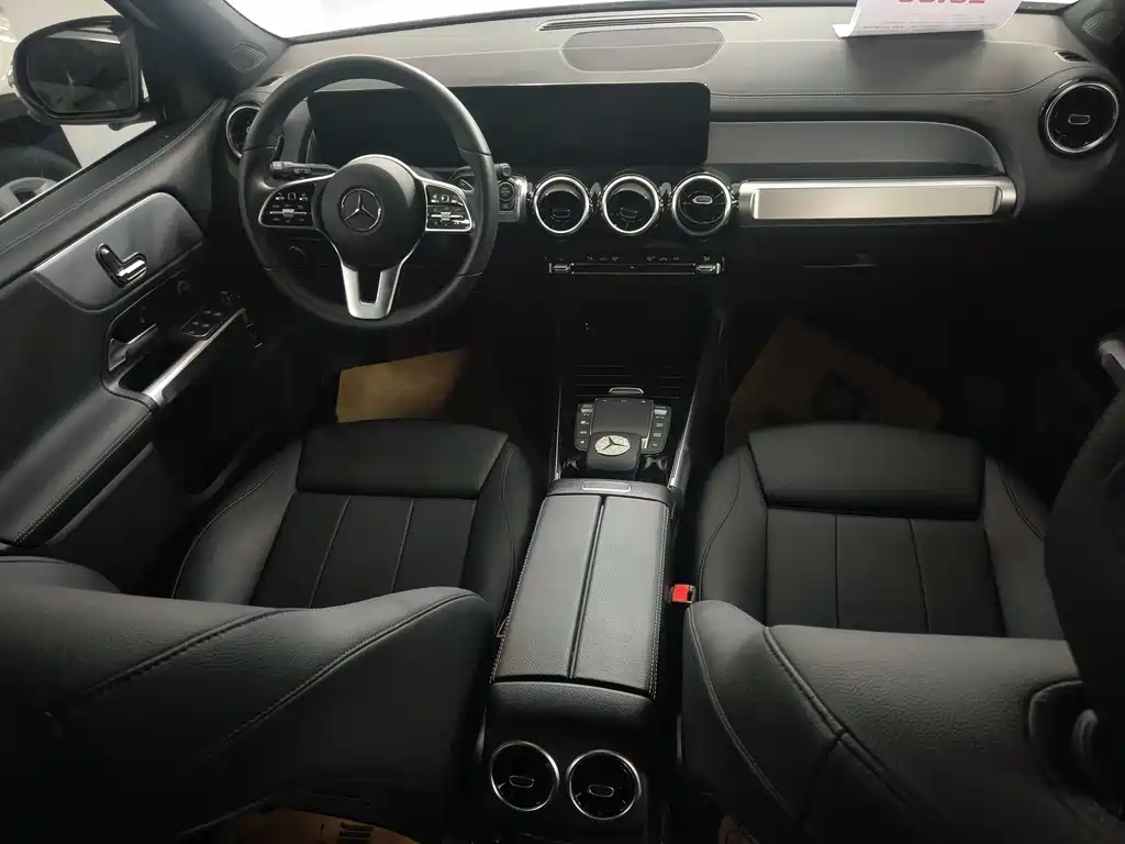 Mercedes-Benz GLB 2021 — фото 10