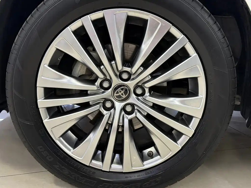 Toyota Harrier 2022 — фото 22