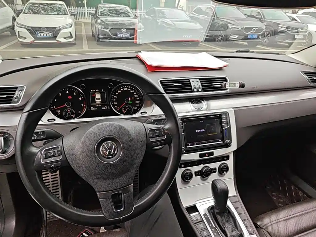Volkswagen CC 2018 — фото 10