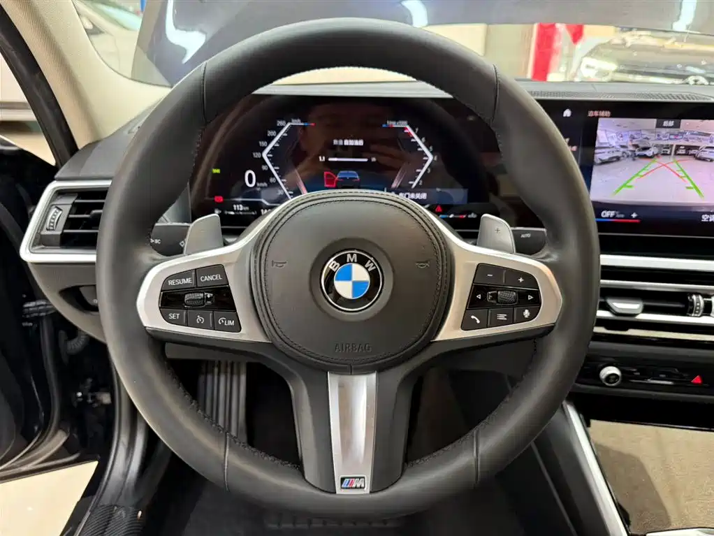 BMW 3 Series 2023 — фото 11