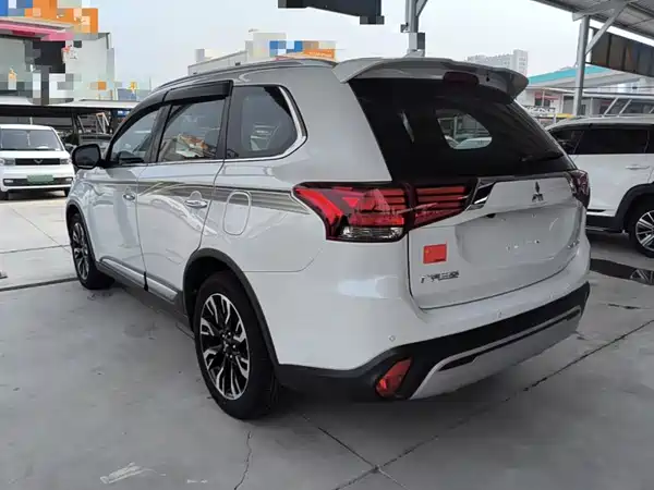 Mitsubishi Outlander 2019