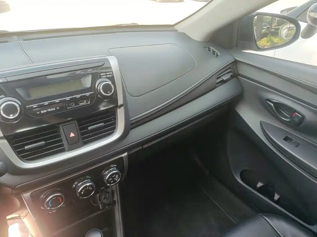 Toyota Vios 2017 — фото 13