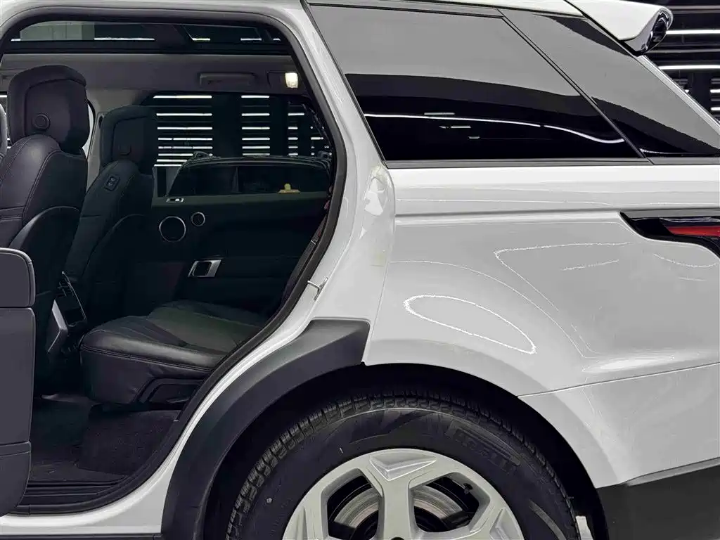 Land Rover Sport PHEV 2021 — фото 7