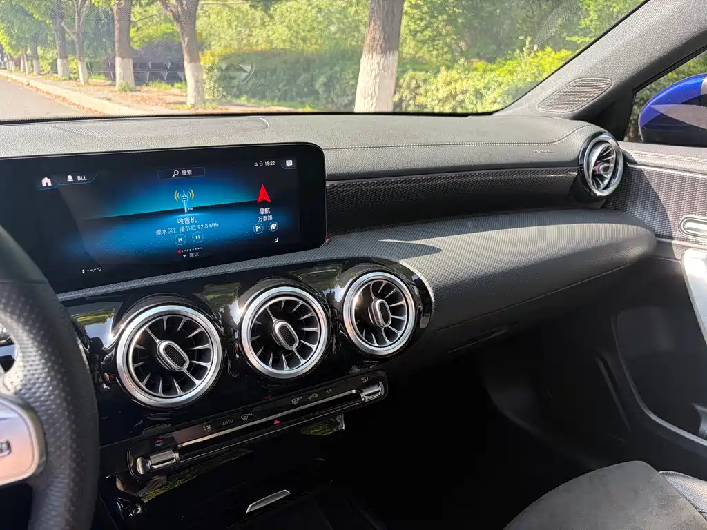 Mercedes-Benz A-Class 2021 — фото 13