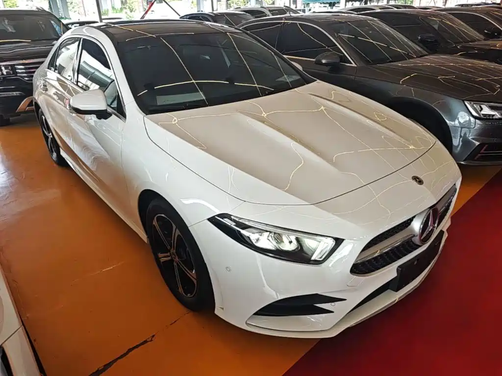 Mercedes-Benz A-Class 2022 — фото 4