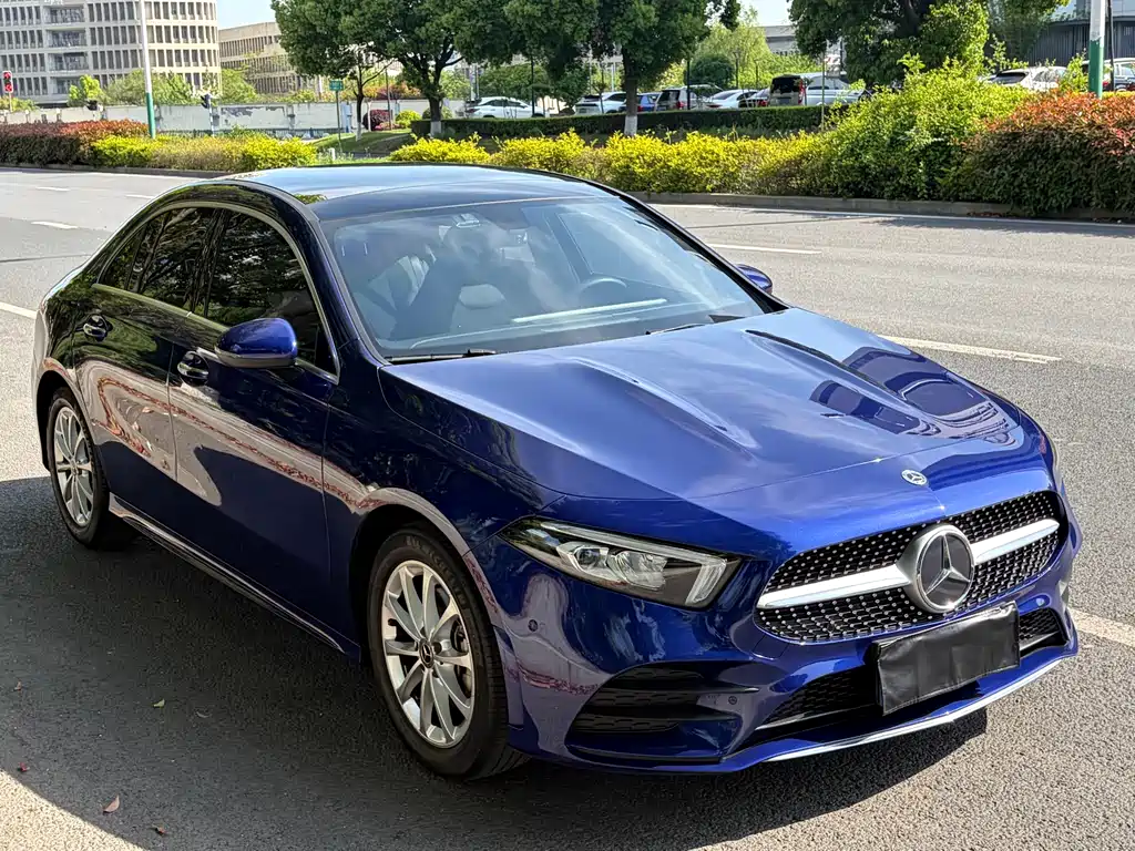 Mercedes-Benz A-Class 2021 — фото 7