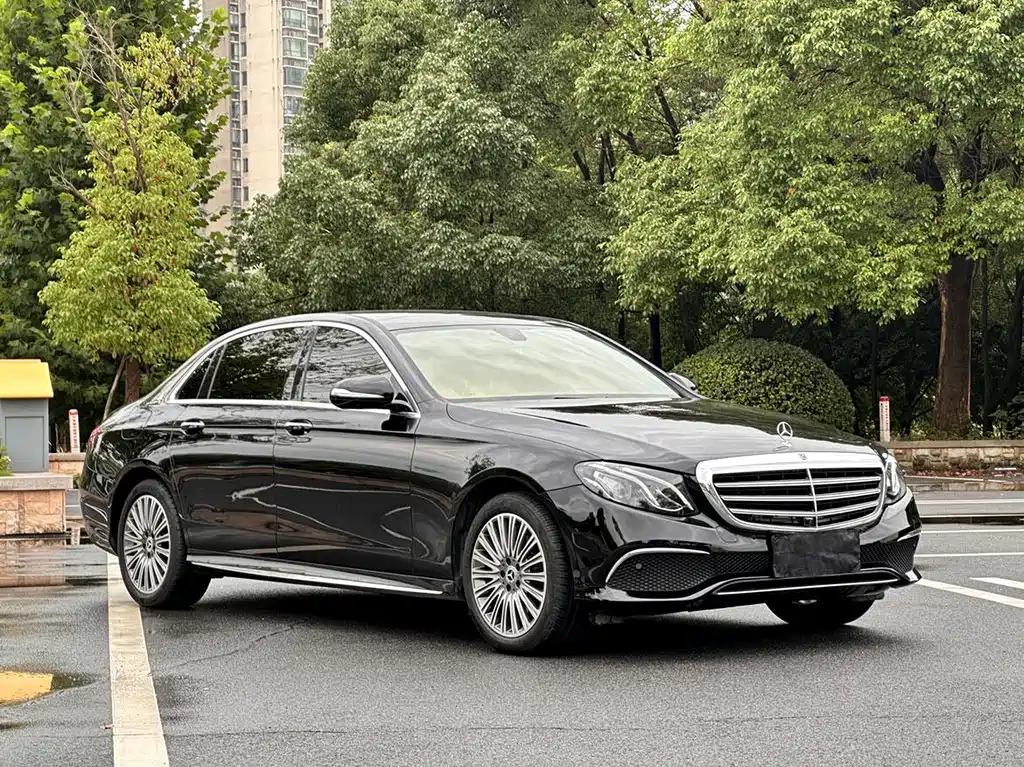 Mercedes-Benz E-Class 2020 — фото 3