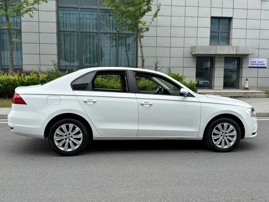 Volkswagen Bora 2015