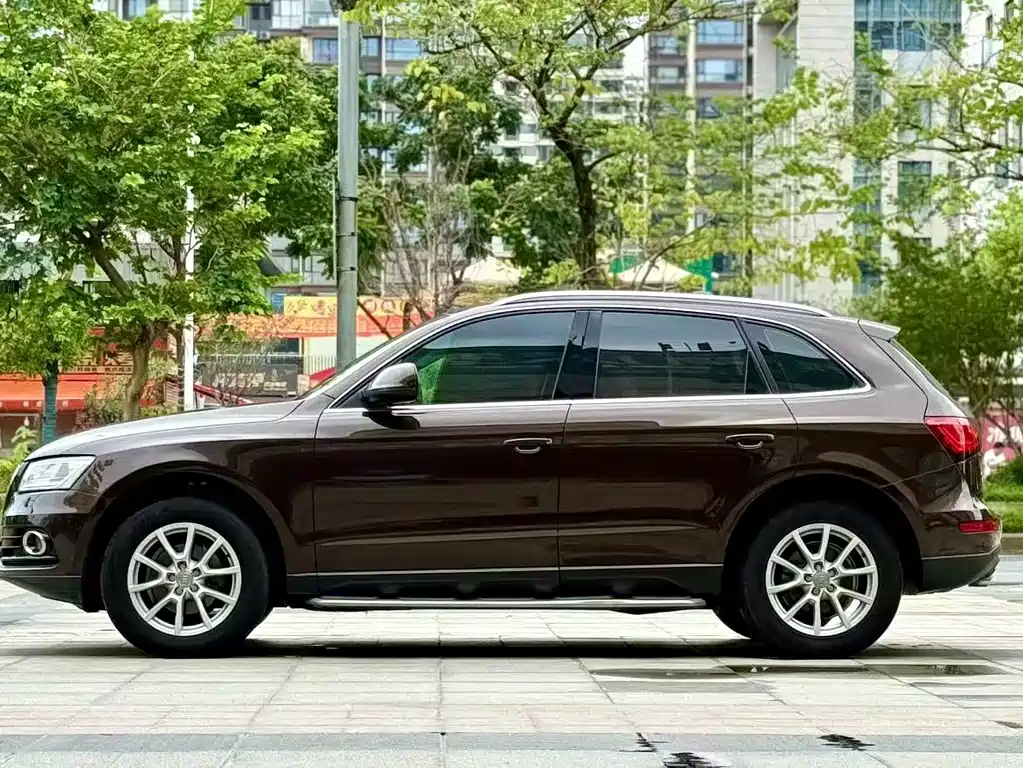 Audi Q5 2015 — фото 2
