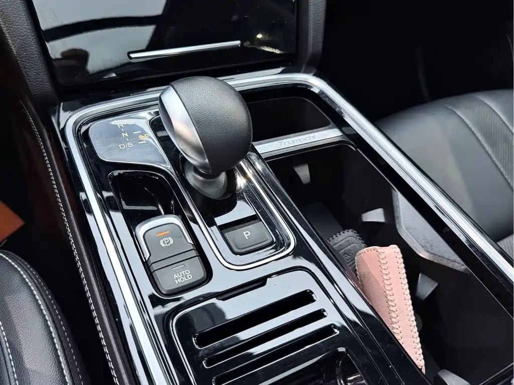 GAC Motor Trumpchi GS8 2021 — фото 16