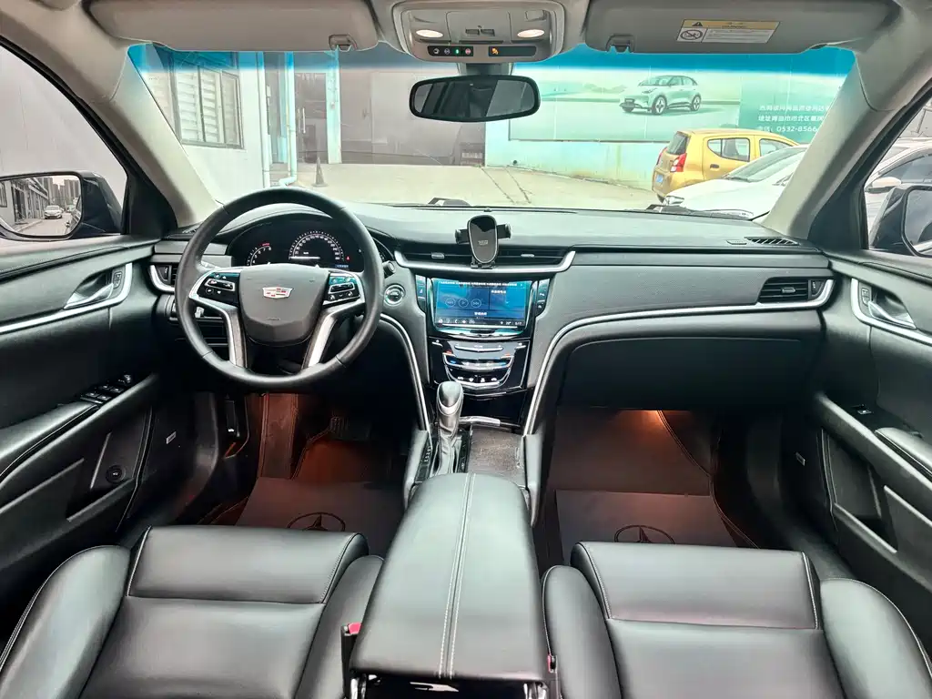 Cadillac XTS 2018 — фото 13