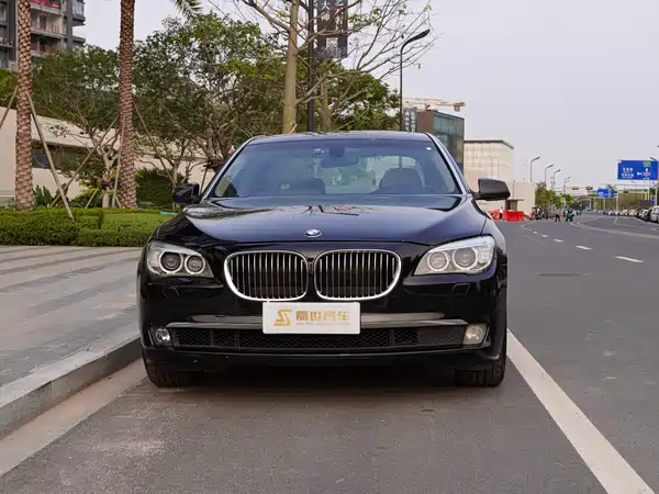 BMW 7 Series 2009