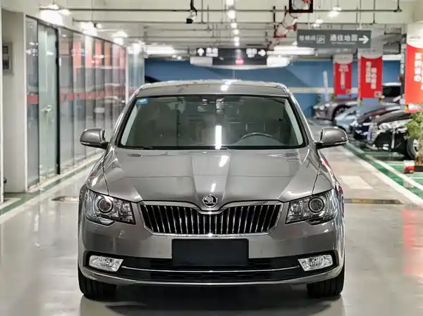 Skoda Superb 2013