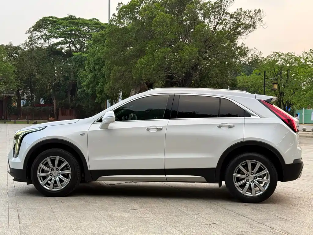 Cadillac XT4 2021 — фото 17