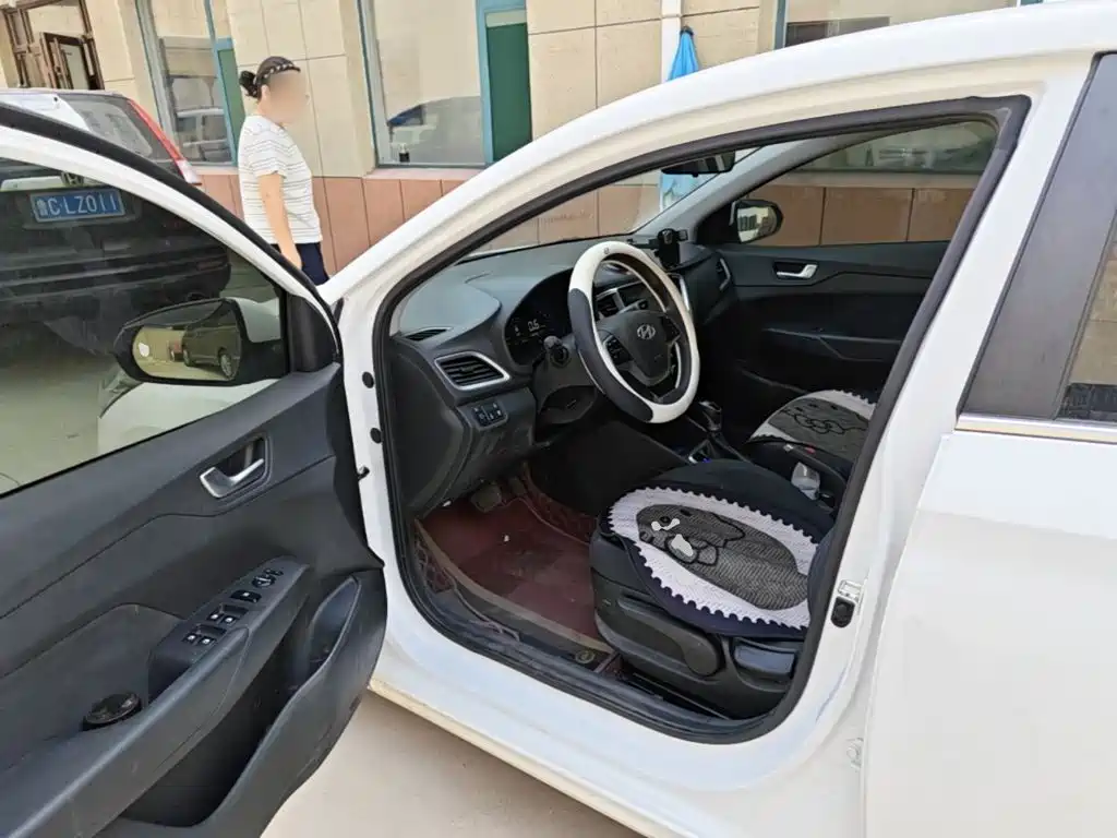 Hyundai Verna 2021 — фото 12