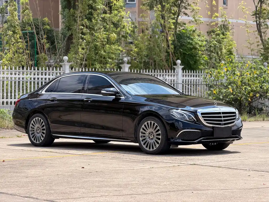 Mercedes-Benz E-Class 2019 — фото 5