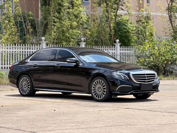 Mercedes-Benz E-Class 2019