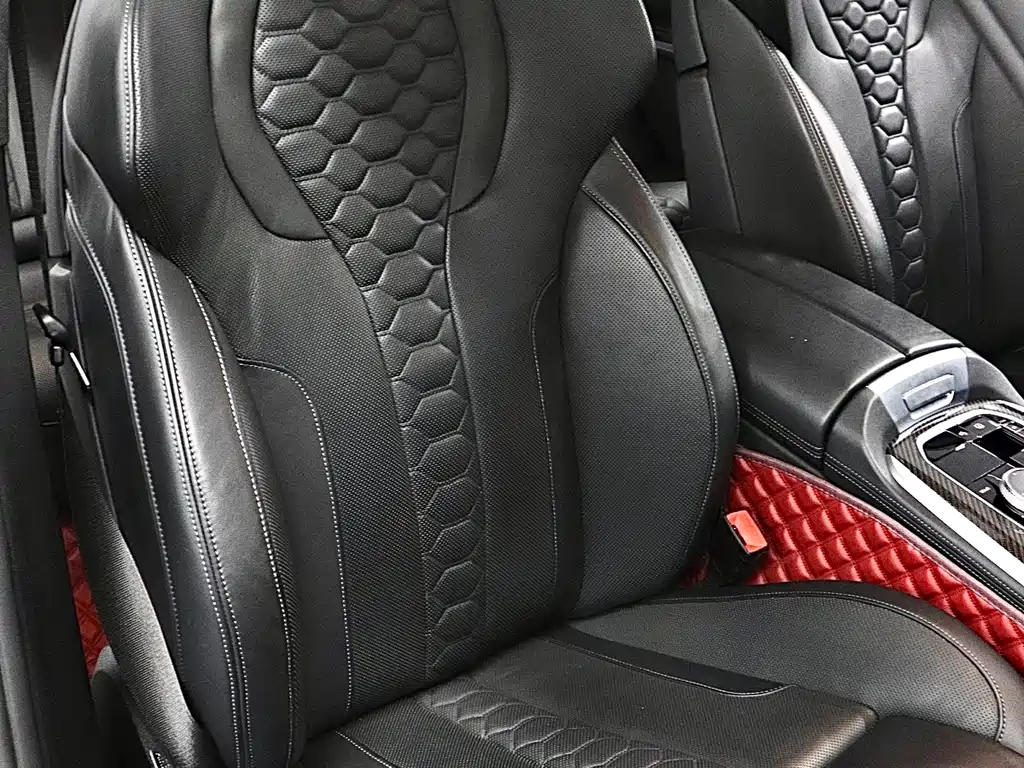 BMW X5 M 2021 — фото 16