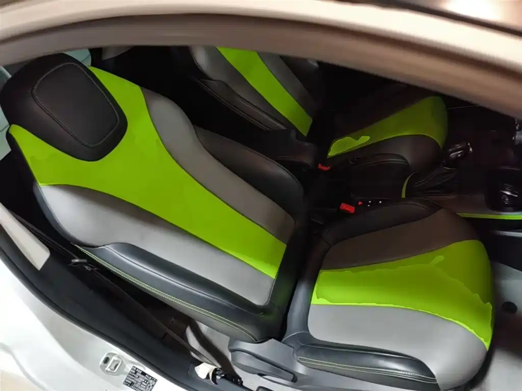 Roewe Clever 2021 — фото 25