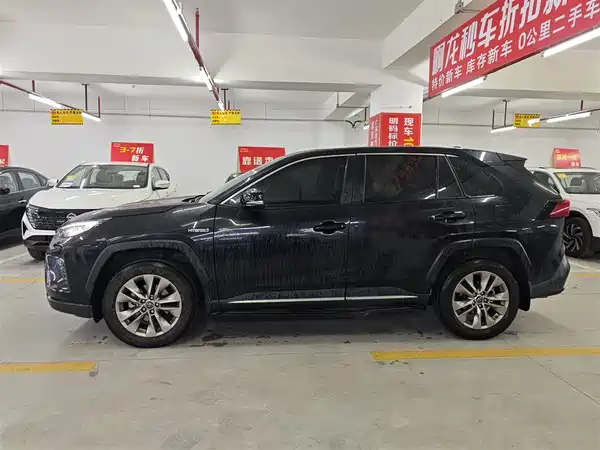 Toyota Wildlander 2022