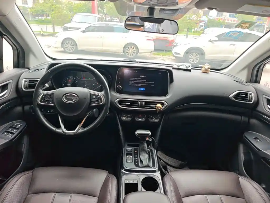GAC Motor Trumpchi GS4 2019 — фото 10