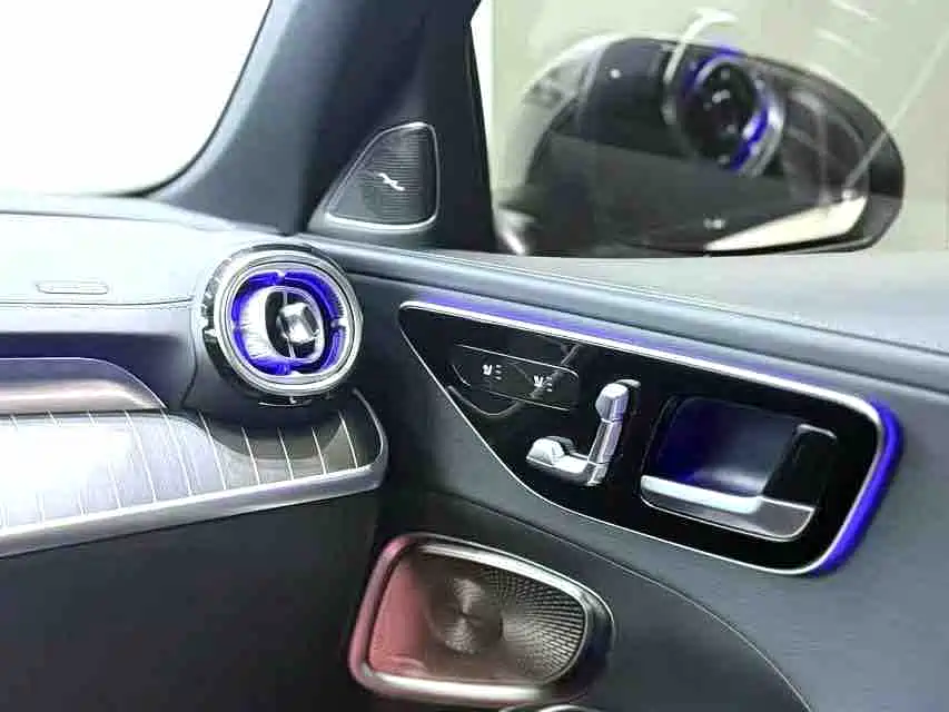 Mercedes-Benz C-Class 2023