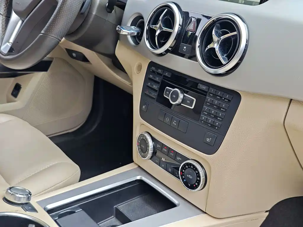 Mercedes-Benz GLK-Class 2014 — фото 12