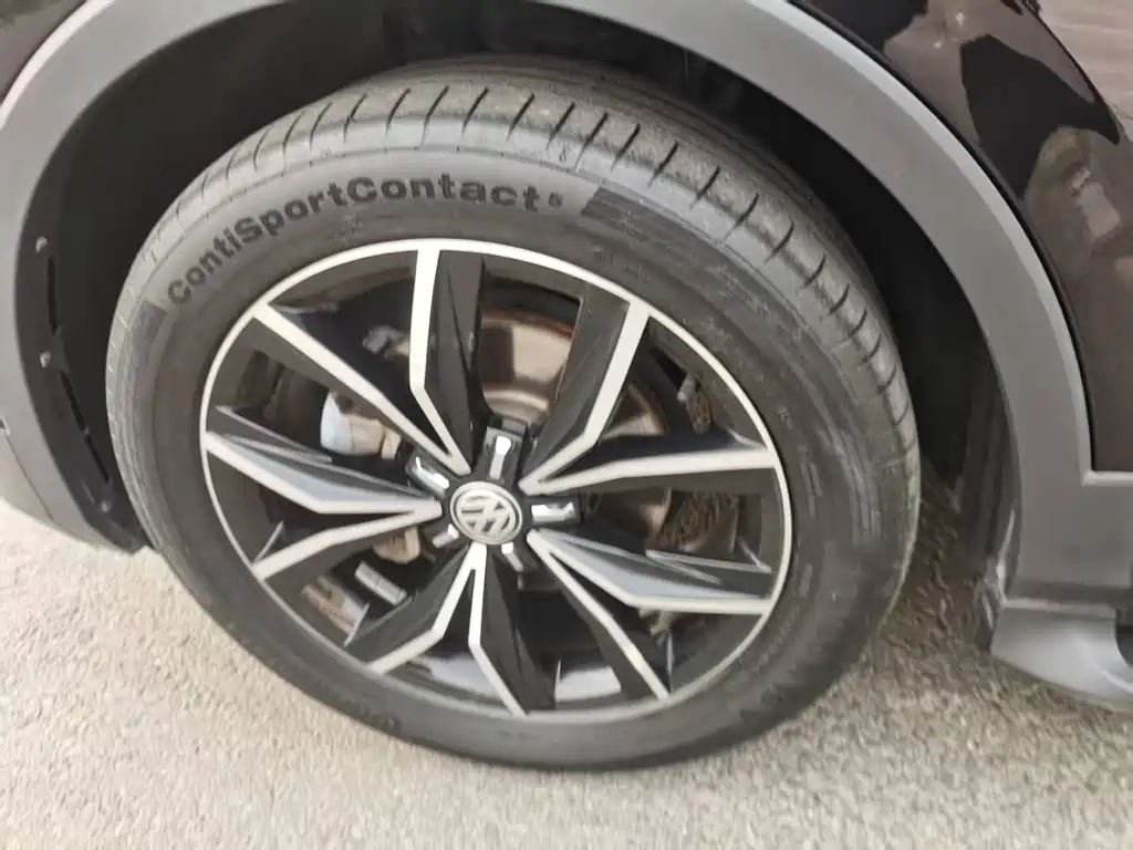Volkswagen Tiguan L 2019 — фото 14