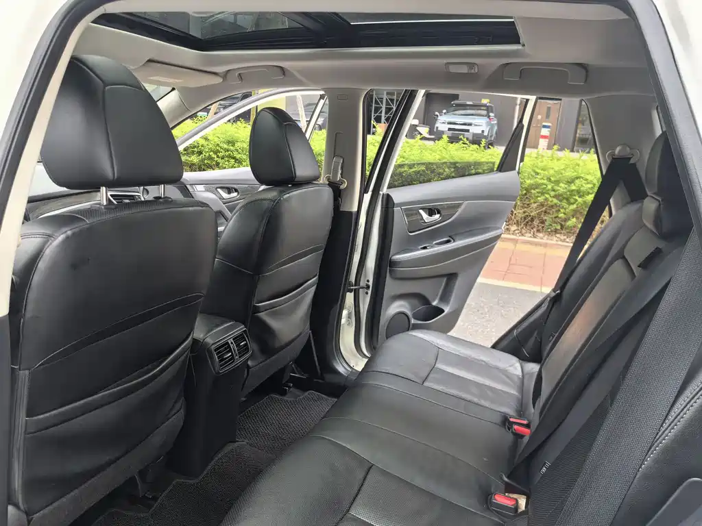 Nissan X-Trail 2017 — фото 12