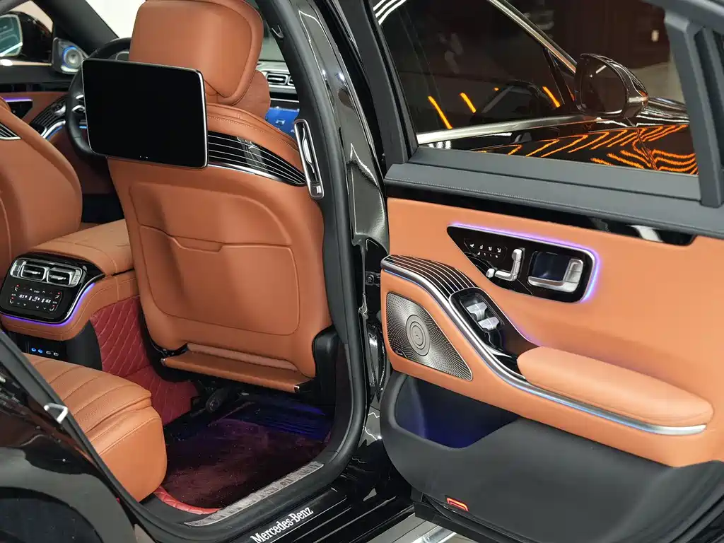 Mercedes-Benz S-Class 2024 — фото 10